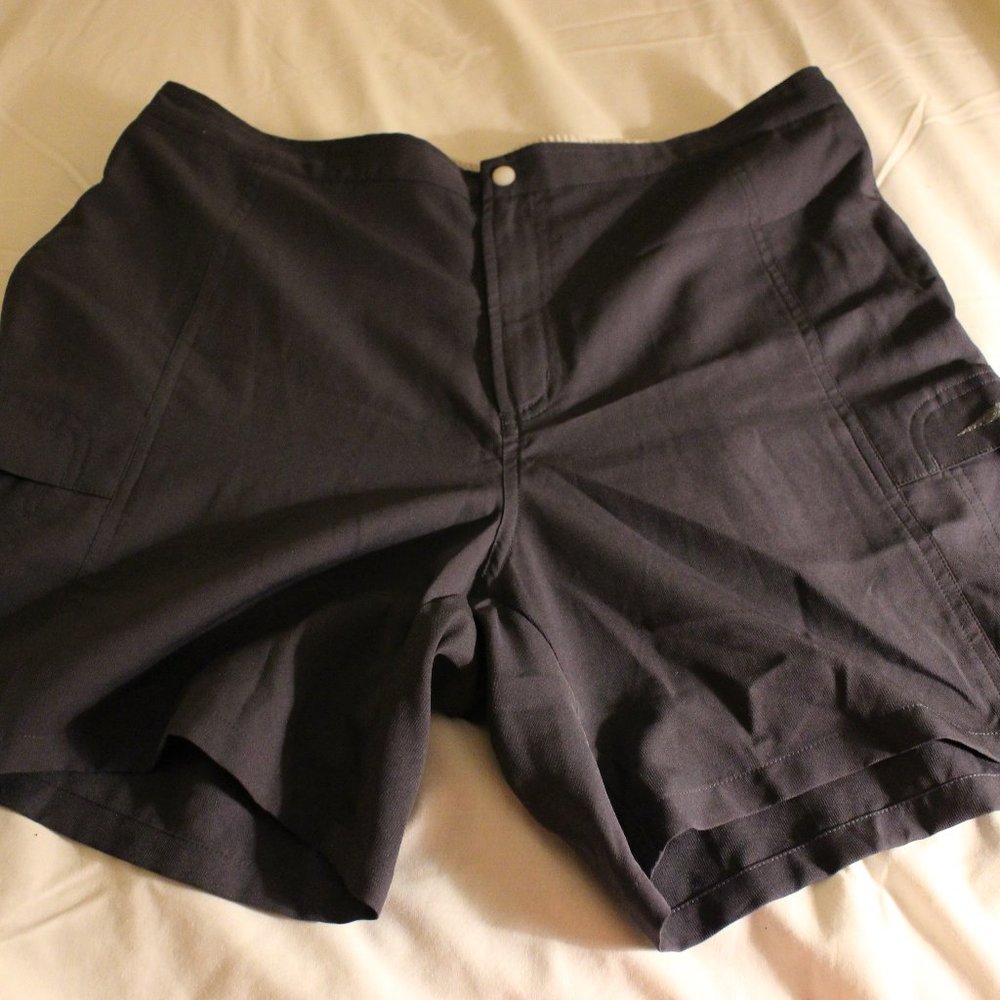 Lightweight Grey Avia Shorts XL